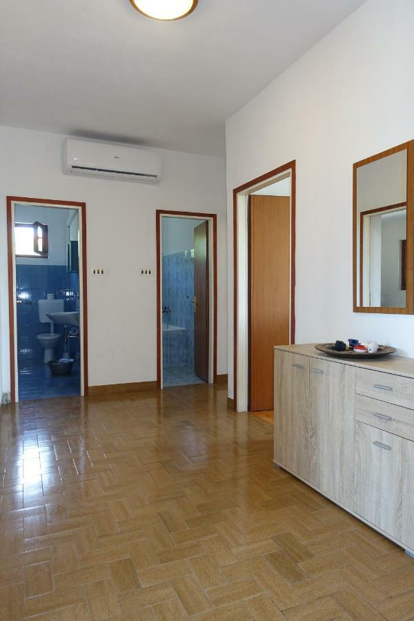 Apartment Dede Nin Εξωτερικό φωτογραφία